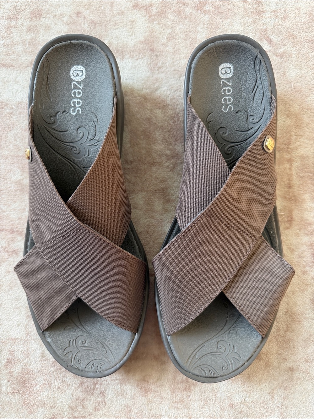Bzees Desire Women’s Brown Crossband Comfort Sandals